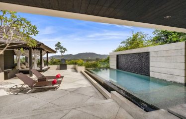 Somptueux penthouse de luxe avec piscine situé à Layan