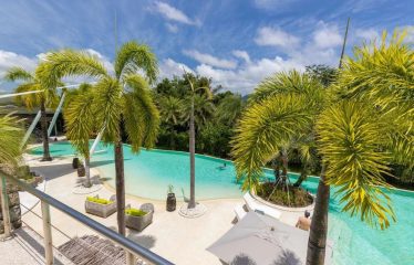 Somptueux penthouse de luxe avec piscine situé à Layan