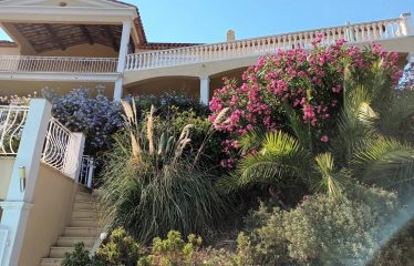 Magnifique Villa de luxe aux Issambres – Vue mer panoramique