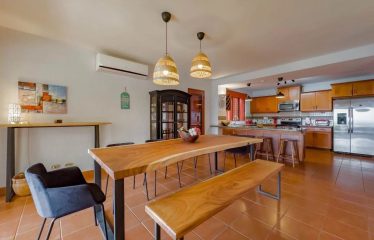 Belle villa située en bord de mer