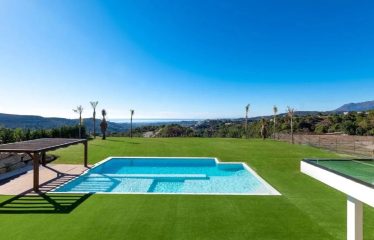 Splendide villa contemporaire avec vue sur la mer située à Marbella