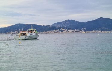 Dossier Confidentiel   Magnifique propriété moderne située à PORTICCIO  vue mer époustouflante .