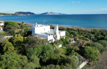 Très belle Villa exclusive située à Petrothalassa, Portoheli.