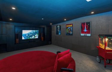 Splendide Villa de luxe située face à la mer