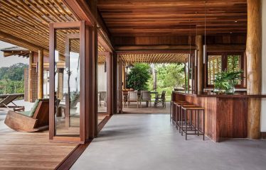 Villa de luxe en bord de mer à Barracuda Resort-Itacare