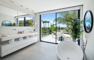 EMPLACEMENT PRIVILÉGIÉ À MARBELLA EST