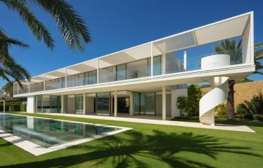 Splendide villa de luxe contemporaine située à Malaga