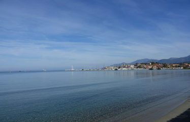 AGNIIQUE PROPRIÉTÉ de PRESTIGE sur 2 niveaux : 250 m² habitable a OLETTA VUE MER