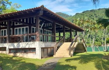 Île de 14 hectares à vendre à Rio-De-Janeiro