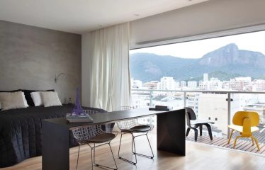 Magnifique penthouse moderne en triplex à Ipanema