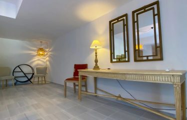 Très belle Villa individuelle exquise alliant harmonieusement style, confort et fonctionnalité dans un quartier très recherché.