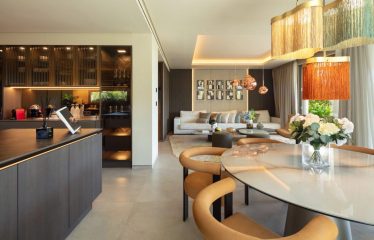 Très belle villa moderne jumelée située à Marbella