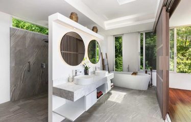 Magnifique villa avec une vue splendide sur la mer située à Layan