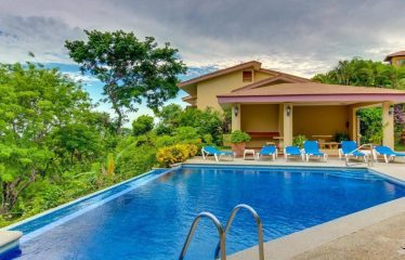 Belle villa située en bord de mer