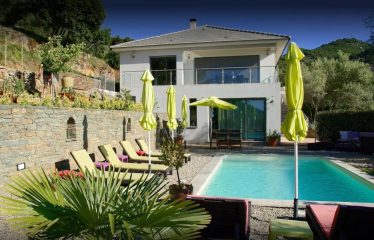 AGNIIQUE PROPRIÉTÉ de PRESTIGE sur 2 niveaux : 250 m² habitable a OLETTA VUE MER