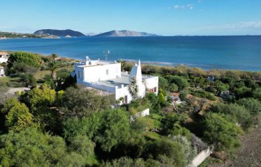 Très belle Villa exclusive située à Petrothalassa, Portoheli.