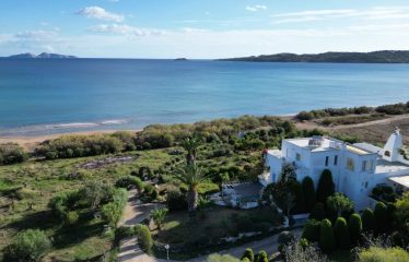 Très belle Villa exclusive située à Petrothalassa, Portoheli.