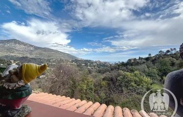 VILLA 300M2 VUE MER & MONTAGNES