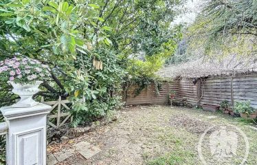 VILLA 300M2 VUE MER & MONTAGNES