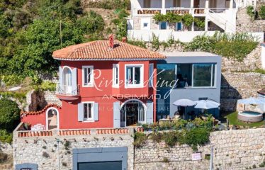 MAGNIFIQUE VILLA 5 PIECES A DEUX PAS DU CENTRE VILLAGE AVEC VUE MER PANORAMIQUE ET GRAND GARAGE LA TURBIE (06320)