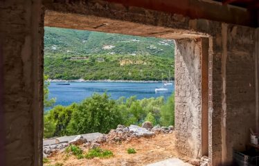 Villa en bord de mer avec amarrage privé